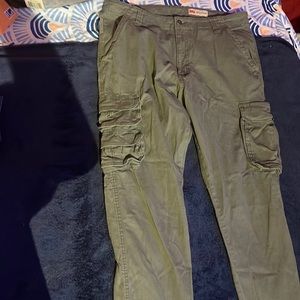 green cargo pants